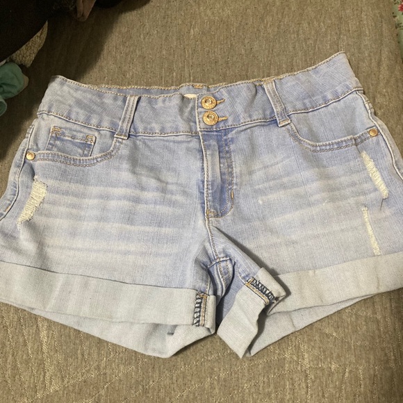 Shorts - Picture 1 of 1